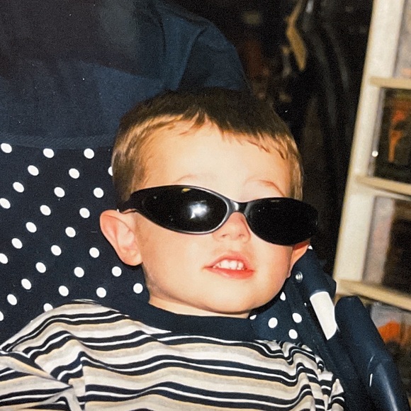 Meet your Posher, Ian - Picture 1 of 1